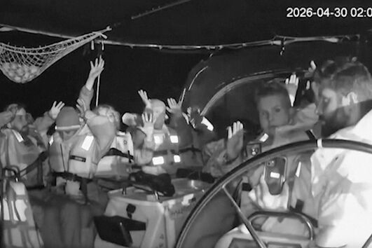 Flotilha denuncia violação do direito internacional e proteção de missões humanitárias