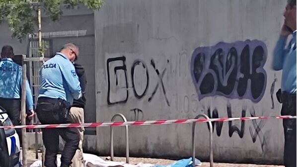 Monta em moto de amigo e morre a seguir em despiste em Almada