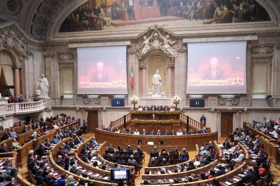Parlamento em dia de cerimónia dos 50 anos da Constituiçao Portuguesa