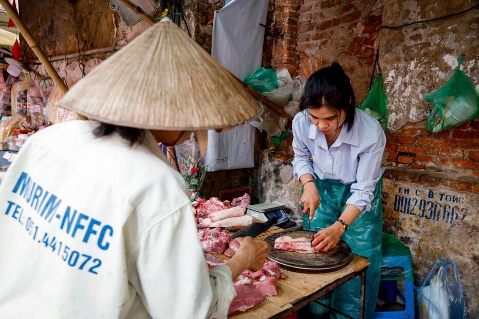 Mercados do Vietname com regras de segurança alimentares mais reestritas 