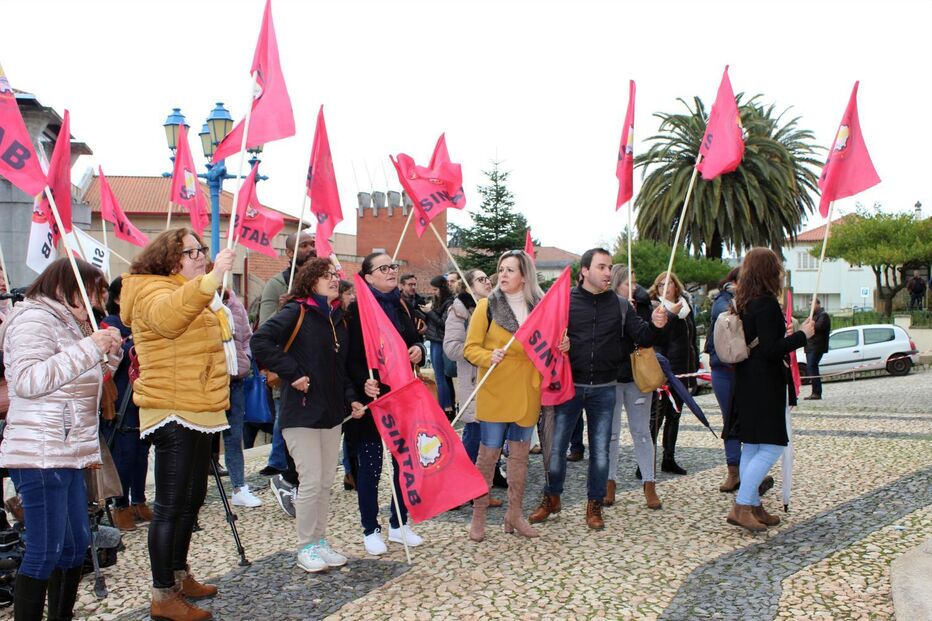 Manifestantes pela Sintab 