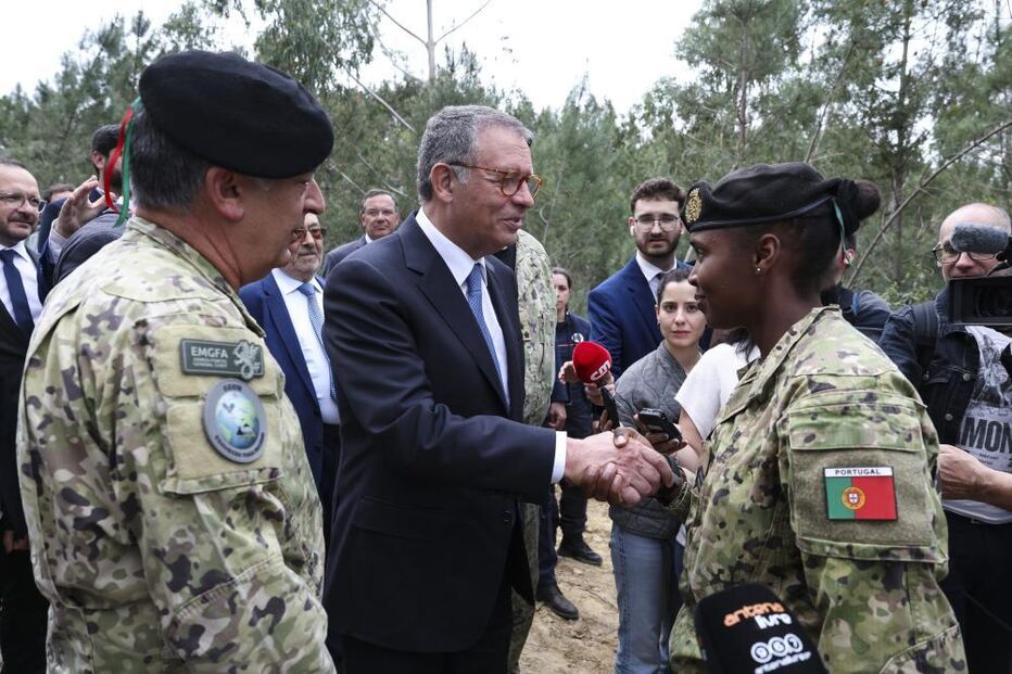 António José Seguro destaca trabalho das Forças Armadas na prevenção de incêndios