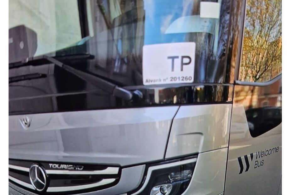 Autocarro de turismo da 