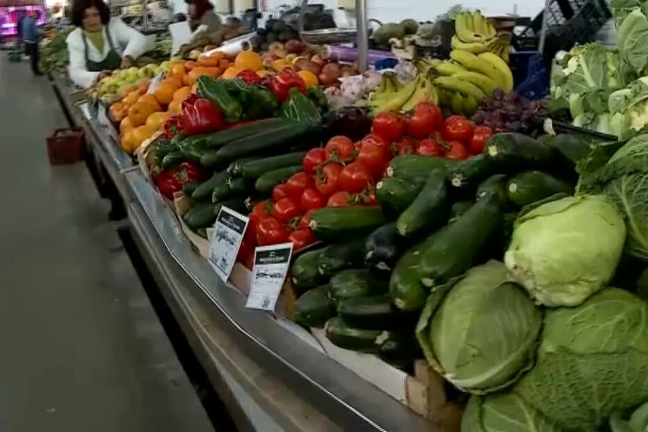 Preço do cabaz com bens essenciais aumentou três euros desde a semana passada