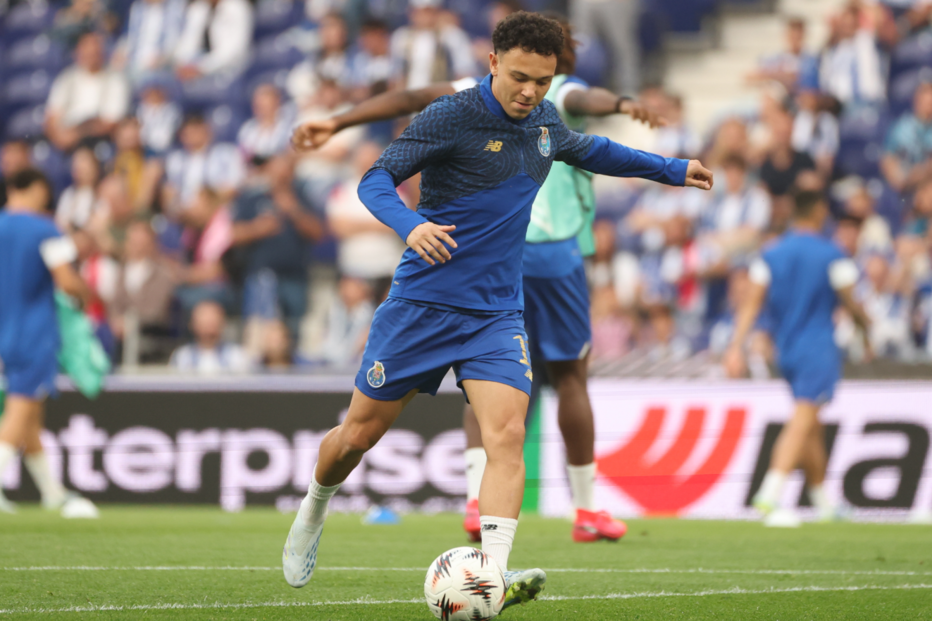 Onze do FC Porto para jogo com o Nottingham Forest