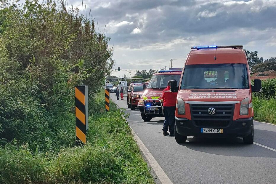 Homem morre em colisão entre automóvel e motociclo no concelho de Santiago do Cacém