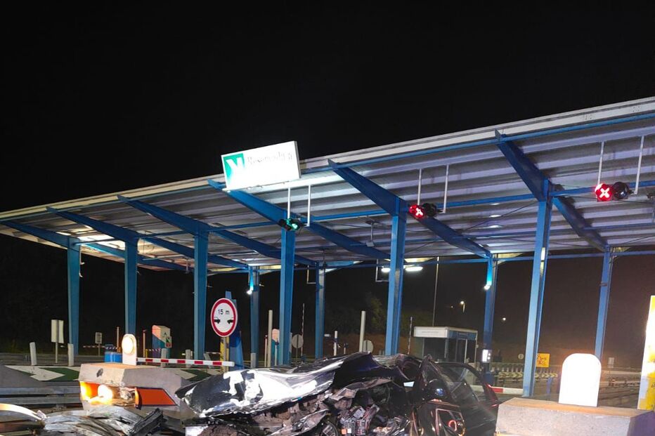 Despiste grave em Felgueiras, A42: viatura destruída e ferido hospitalizado