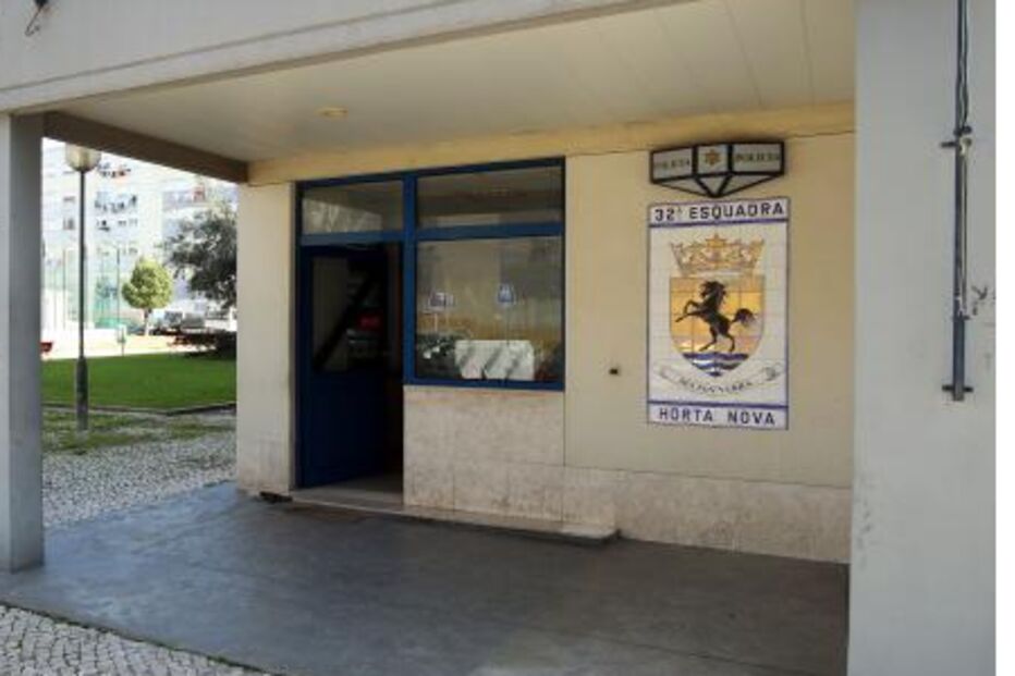 Bairro da Horta Nova: Gang acusado de tentativa de homicídio com catana.
