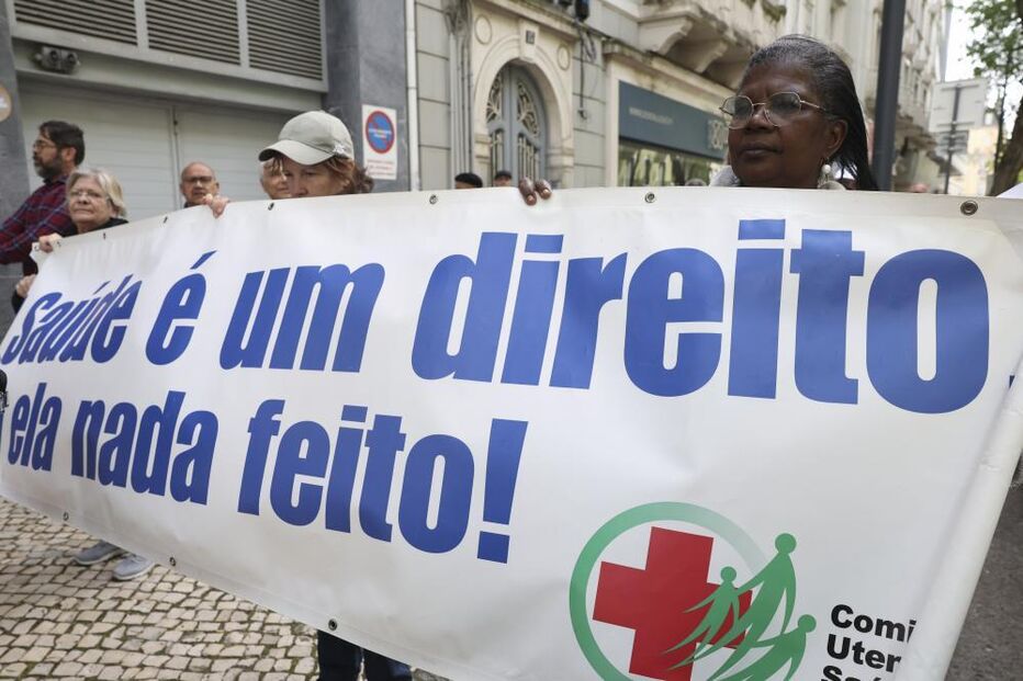 Cinco dezenas manifestaram-se em Lisboa pela continuidade das urgências de obstetrícia