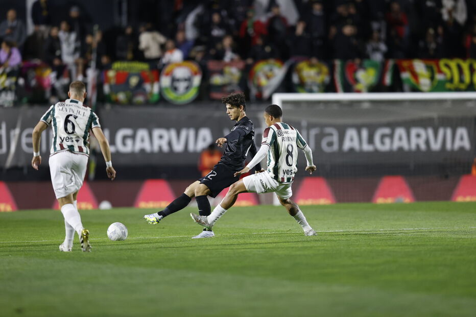 E. Amadora - Sporting