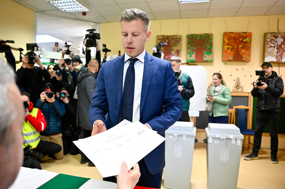 Peter Magyar, principal opositor de Órban e o líder das sondagens