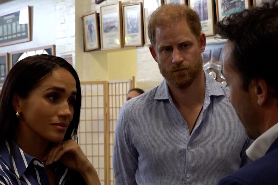 Harry e Meghan encontram-se com sobreviventes do ataque na praia de Bondi, Austrália.
