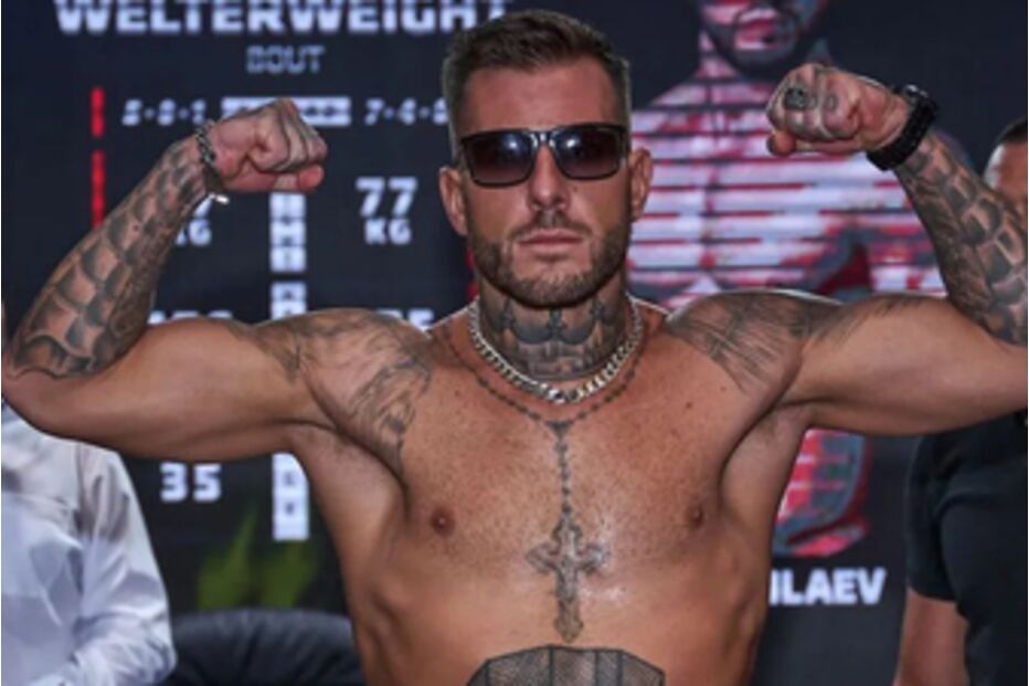 Luis Silva 'Pinho' é lutador de MMA e strpper.jpg