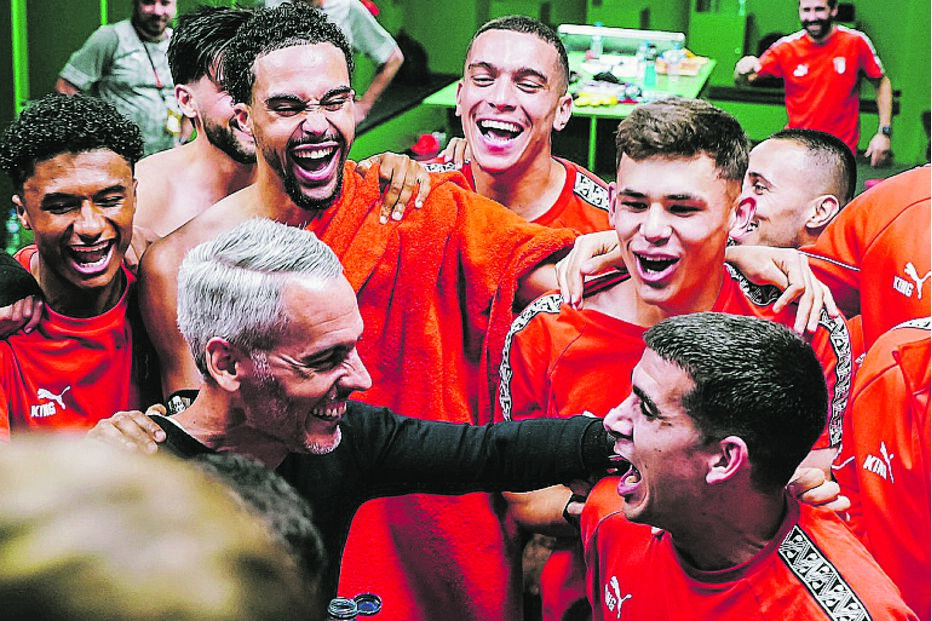 Carlos Vicens alerta equipa do Braga para foco na Liga