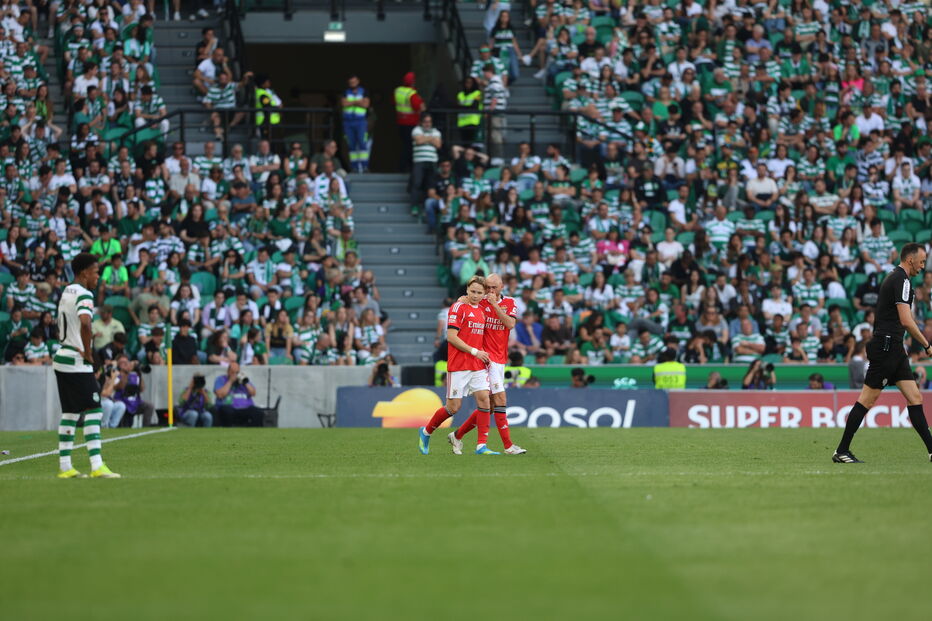 Jogo Sporting-Benfica em Alvalade, comemoração do golo de Schjelderup