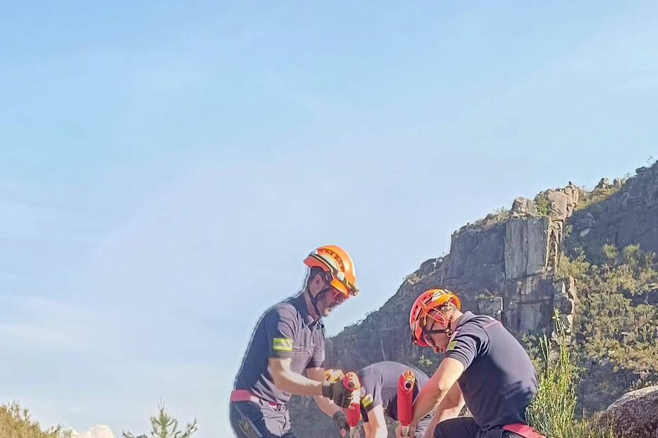 Turista ferida com gravidade em queda no Parque Nacional da Peneda Gerês