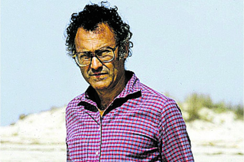 Fotografia promocional de um disco com música de Zeca Afonso para violoncelo