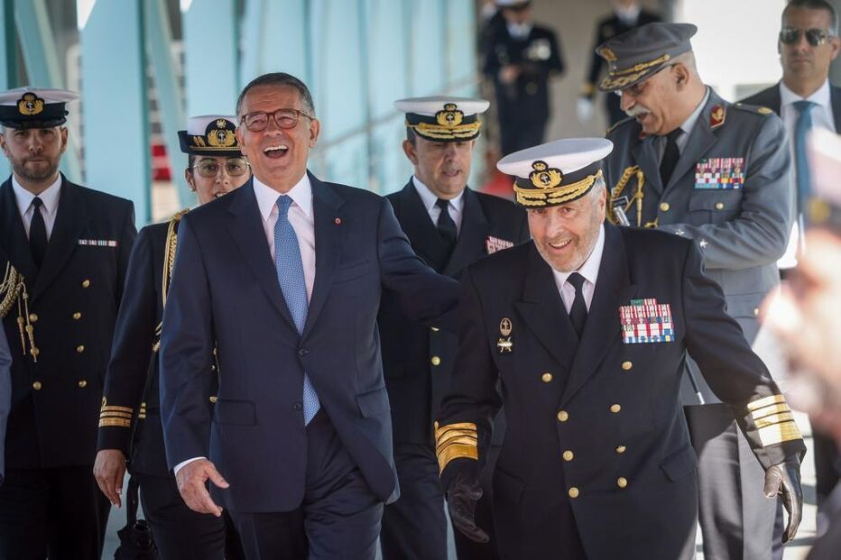 António José Seguro na primeira visita à Marinha