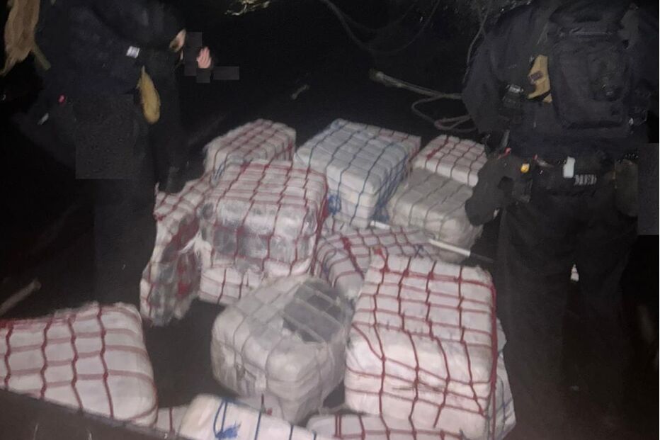 Polícia Marítima apreende cocaína ao largo de Setúbal após perseguição a suspeitos