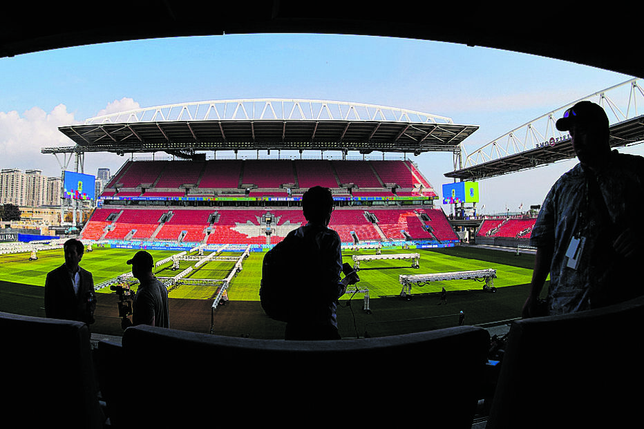 Estádio em Toronto causou polémica devido às dúvidas com segurança das bancadas amovíveis