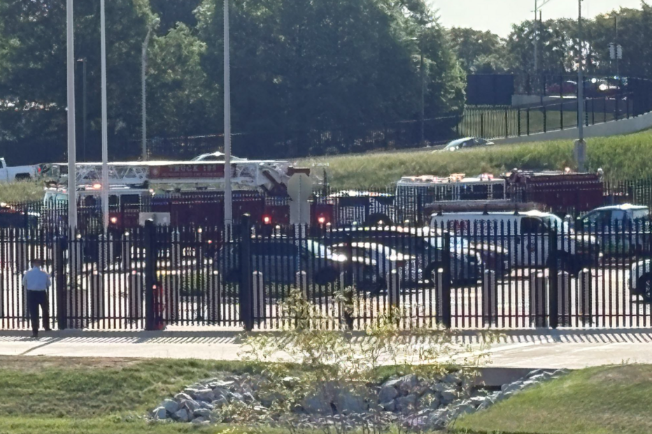 Colisão entre dois autocarros junto ao Pentágono faz 23 feridos, incluindo 10 funcionários do Departamento de Guerra