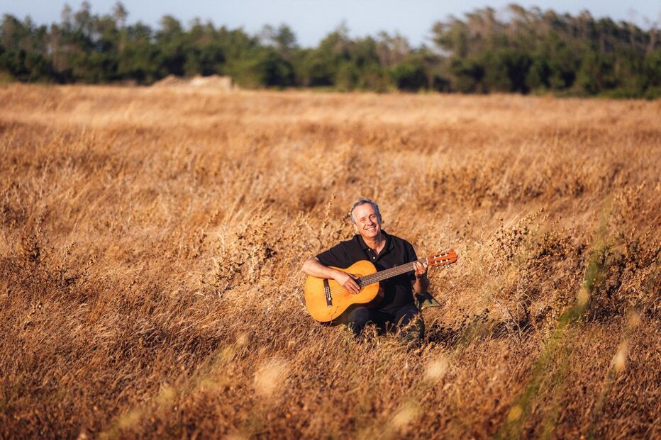 João Afonso lança 'Todo Tempo', disco com poemas de Gedeão, Sena, Craveirinha e Al Berto