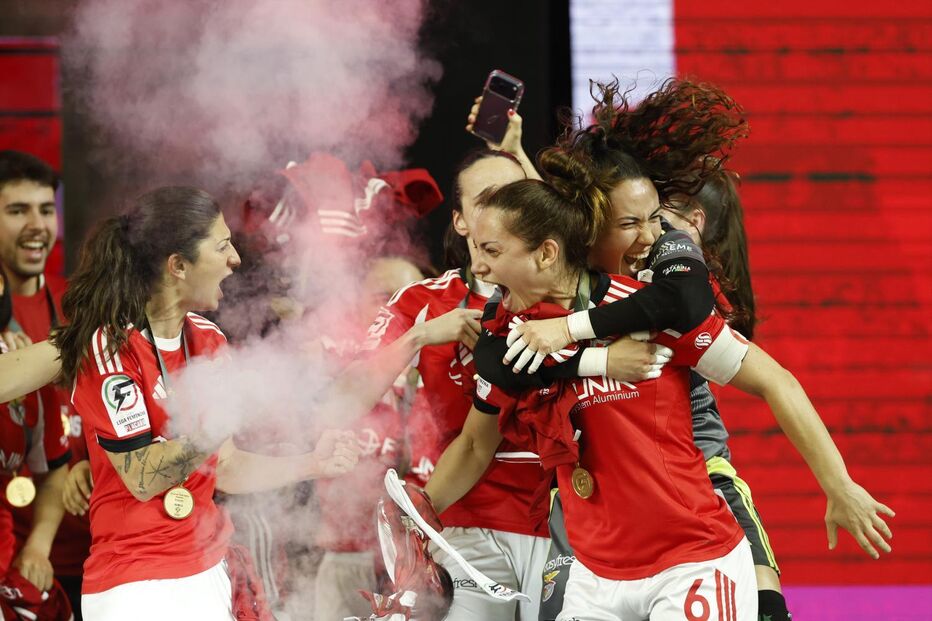 Benfica vence Nun'Álvares e ergue Taça de Portugal feminina de futsal pela 10.ª vez