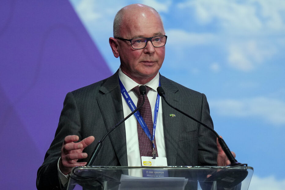 Presidente da ASD debate IA na defesa e produção do F-39E Gripen no Brasil