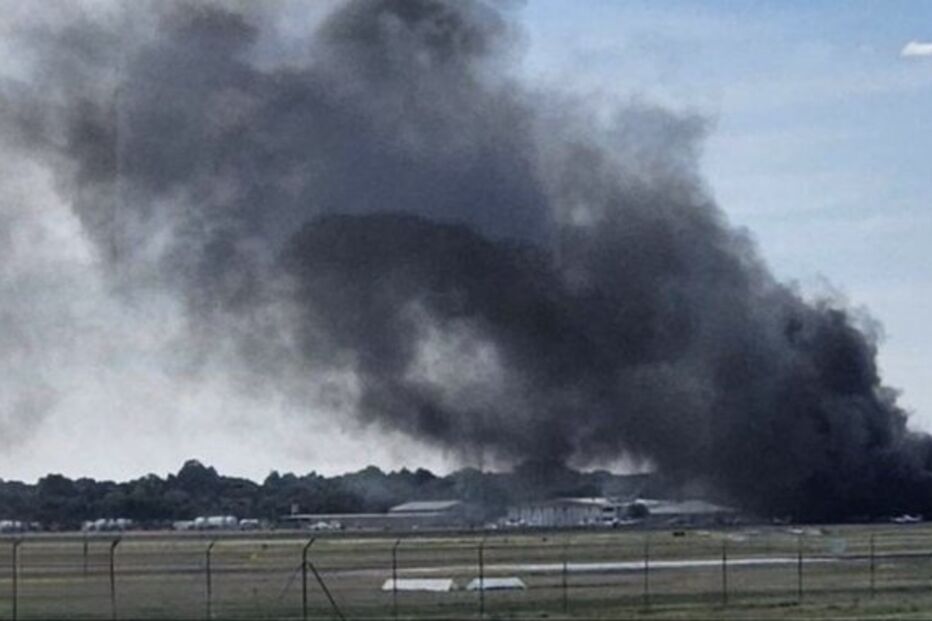 Avião cai na Austrália