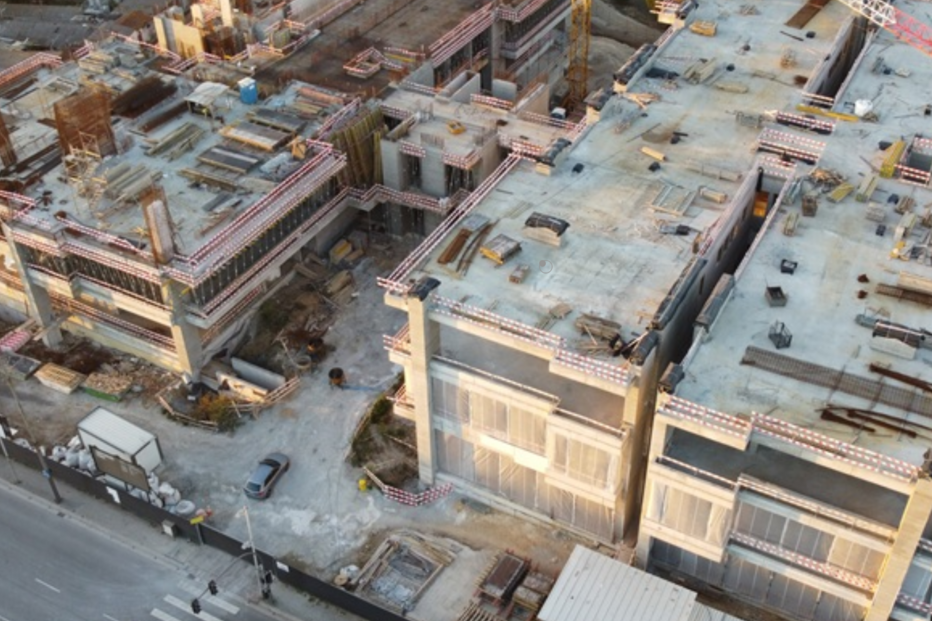 Empreendimento está em construção na avenida da Boavista