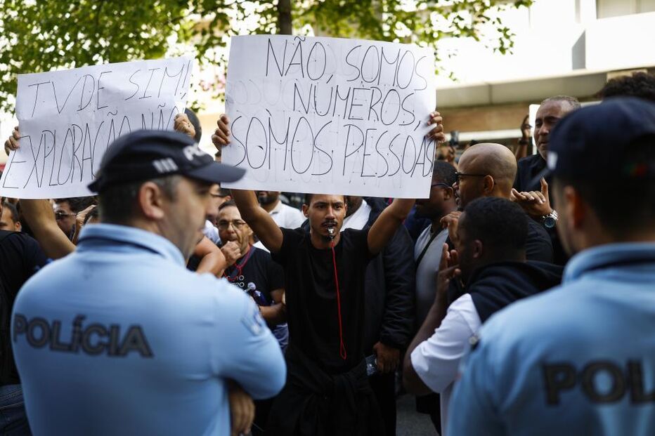 Perto de 100 motoristas e operadores TVDE  em protesto em Lisboa