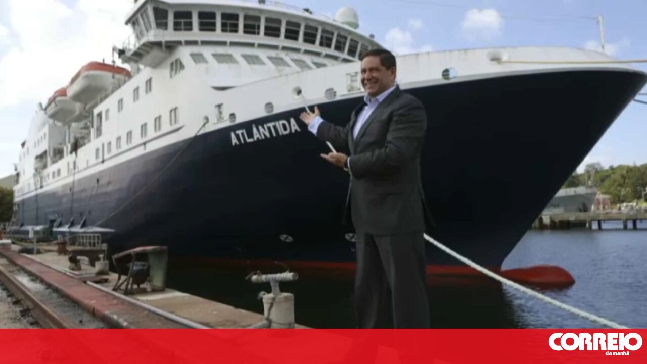 Expenses for the Atlântida ship registered in Malta by a company with no employees managed by Mário Ferreira