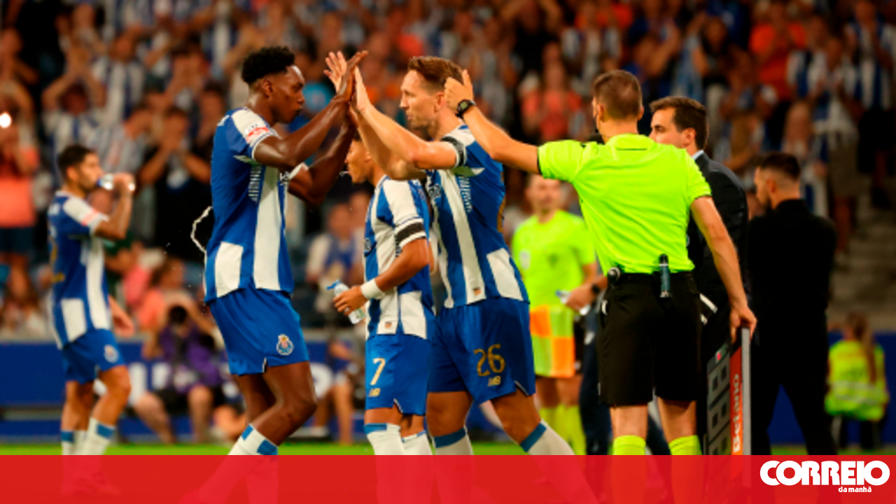 Luuk de Jong: Futuro incerto no FC Porto com lesão e questões familiares — image 1