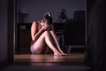 Avó obriga a neta a tocar-lhe e a fazer vídeos pornográficos