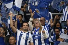 Adeptos do FC Porto em festa