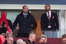 Príncipe William celebra golo do Aston Villa