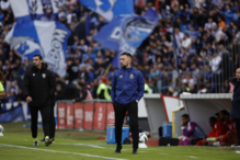 Sérgio Conceição observa jogo da Liga Portugal Betclic entre AVS e FC Porto