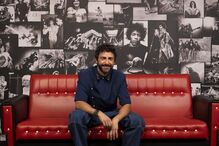 Diogo Faria recorda a carreira de ator, numa conversa na rádio.
