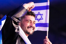 Israel apura-se para a final da Eurovisão, após atuação em Liverpool