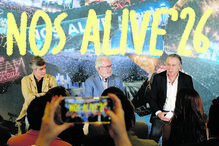 António Fuzeta da Ponte (Nos), Isaltino Morais (presidente da C.M. Oeiras) e Álvaro Covóes (Everything is New) na apresentação