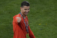 Ronaldo no topo do mundo: a lista dos 10 atletas mais bem pagos 
