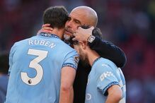 Bernardo Silva despede-se do Manchester City com guarda de honra e lágrimas
