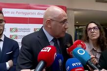 Passos Coelho recusa esclarecer ataque a políticos 'prostitutos' e evita Luís Montenegro
