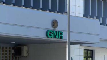 GNR investiga ofensas durante gravação de vídeo de cariz sexual no balneário de equipa de basquetebol em Albufeira