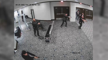 Procuradora de Washington revela imagens onde homem armado invade jantar de Correspondentes da Casa Branca