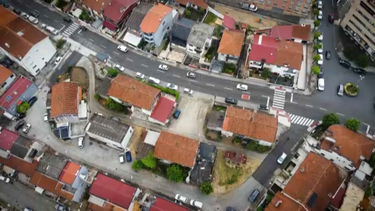 Bairro social com mais de 60 anos vai ser demolido e quem lá vive será realojado em contentores