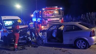 Idosa de 87 anos que seguia de ambulância para lar morre em colisão em Famalicão