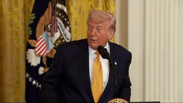 “Veremos se conseguem chegar a um acordo que nos satisfaça”:  Trump insiste na necessidade de paz com o Irão