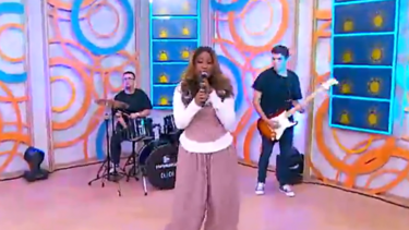Soraia Ramos apresenta novo tema "Suficiente" no 'Olá, Bom Dia'