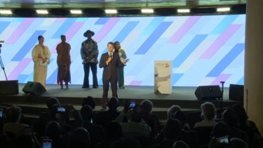 “Isto é uma falta de respeito total”: Macron repreende plateia por barulho durante evento no Quénia